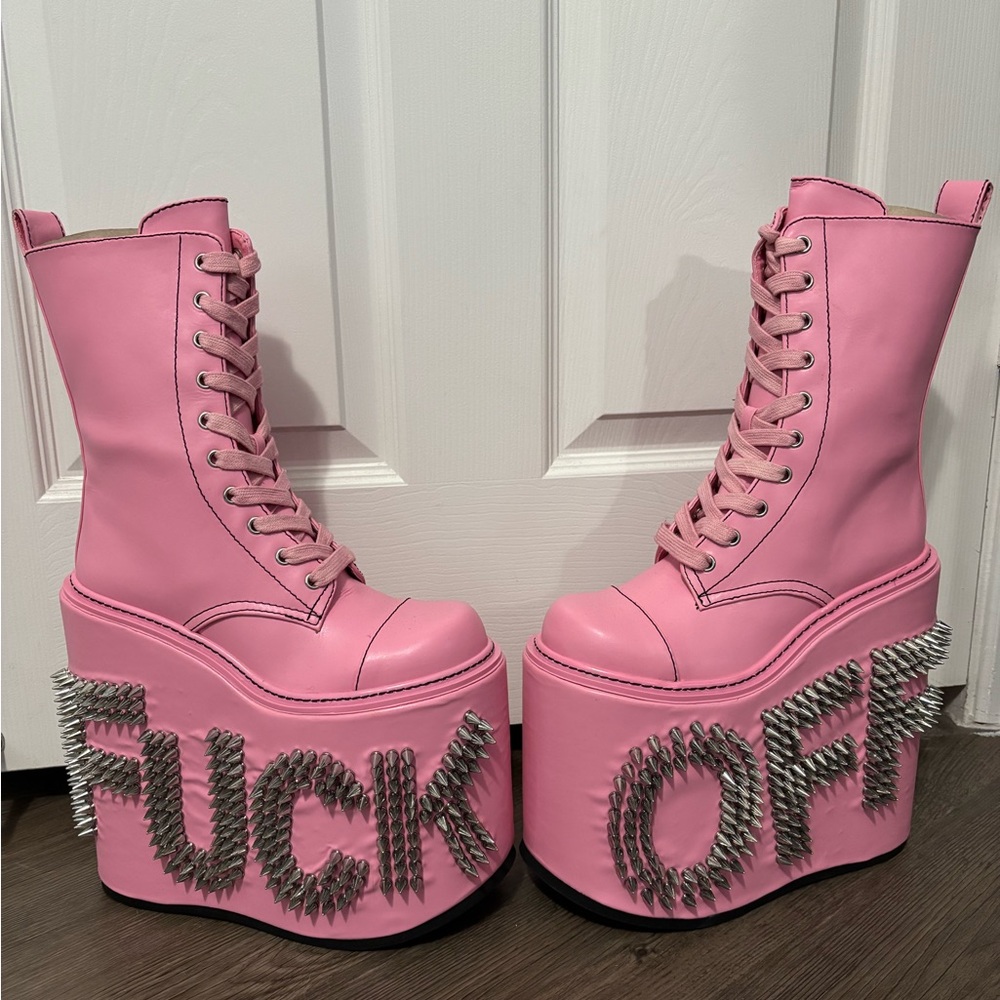 NWOB Dolls Kill / Current Mood Pink Never Censored Platform Boots